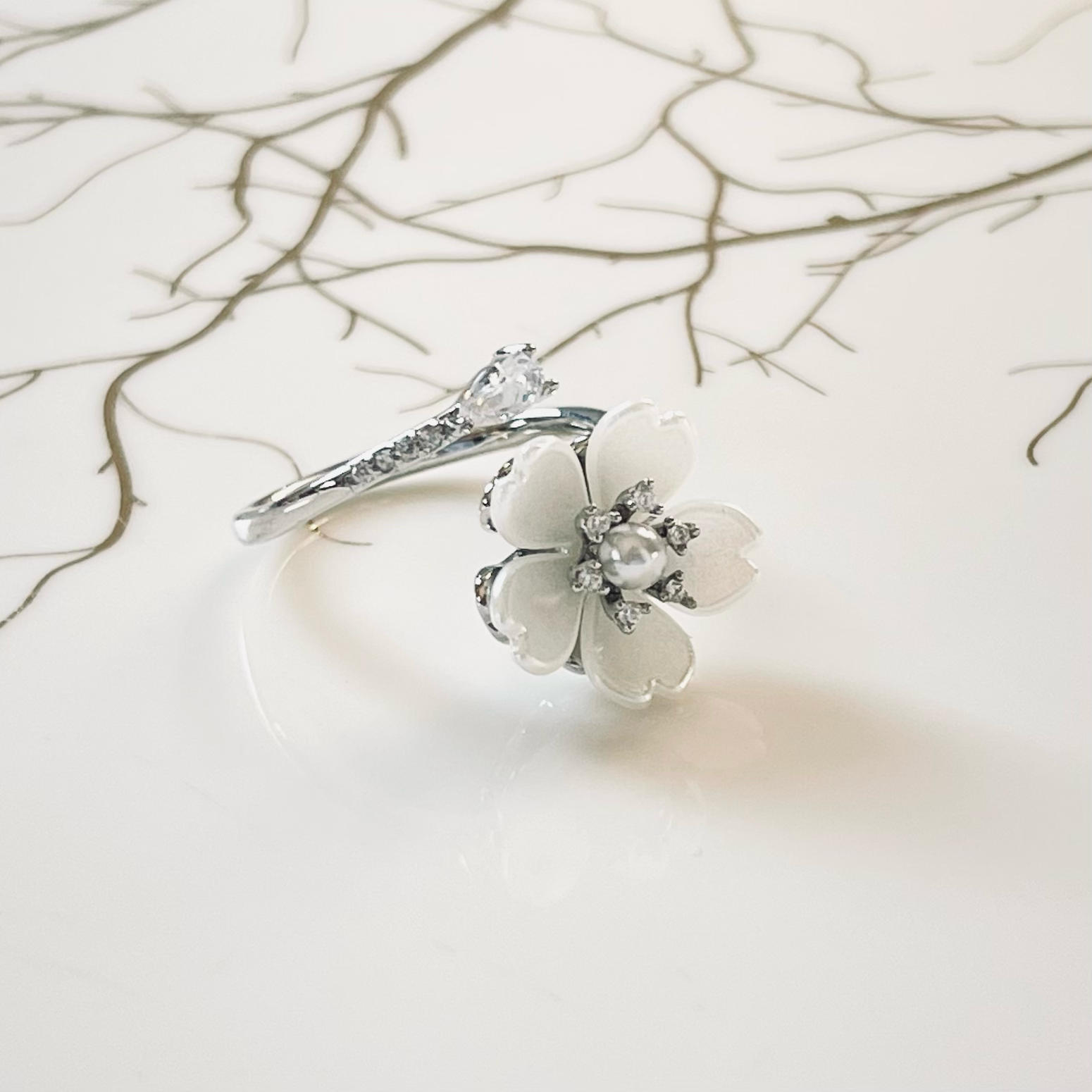 Elegant Flower Sparkling Gemstone Adjustable Ring, Charming