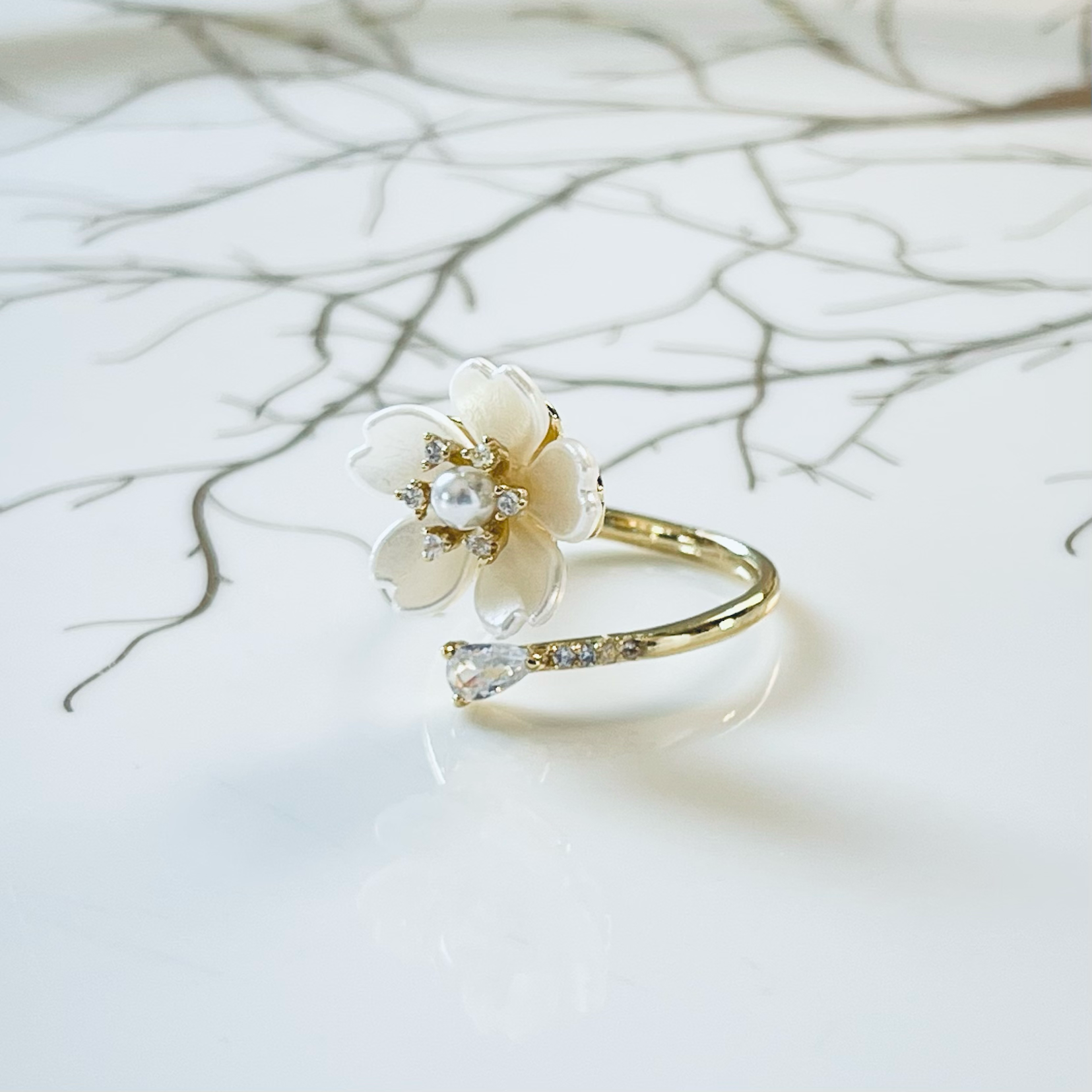 Elegant Flower Sparkling Gemstone Adjustable Ring, Charming