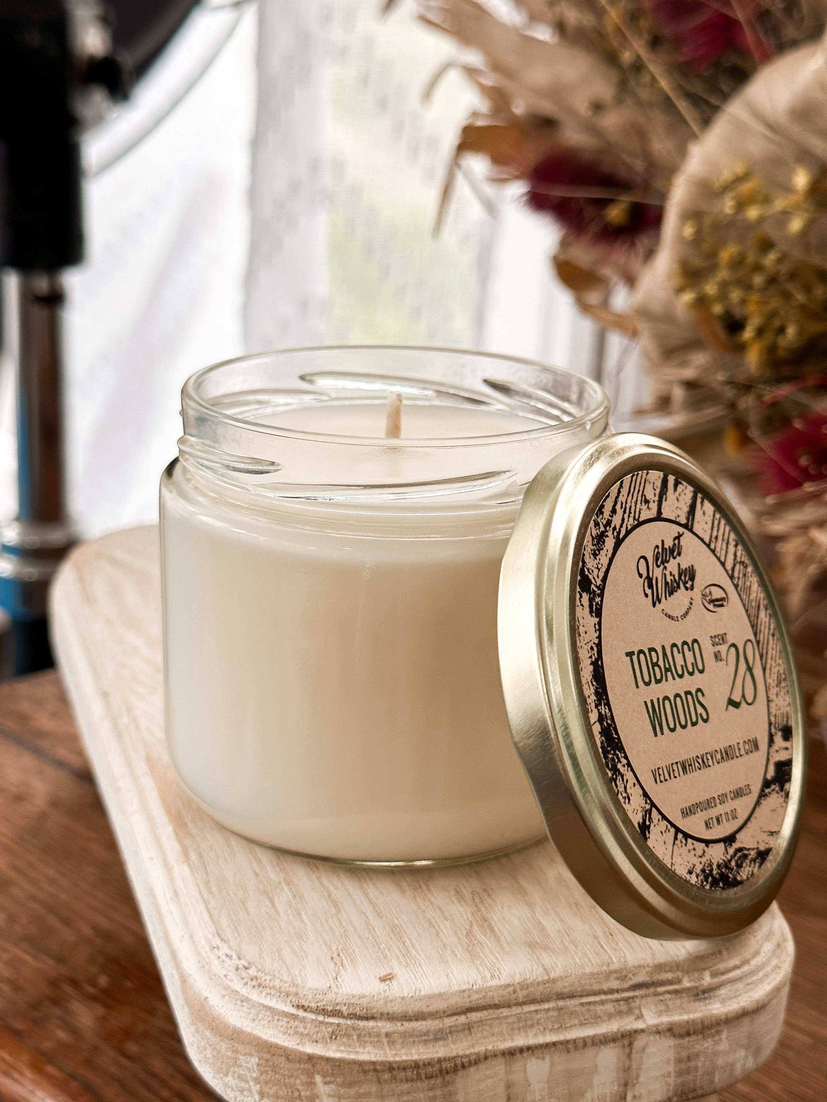 11 oz Tobacco Woods Candle