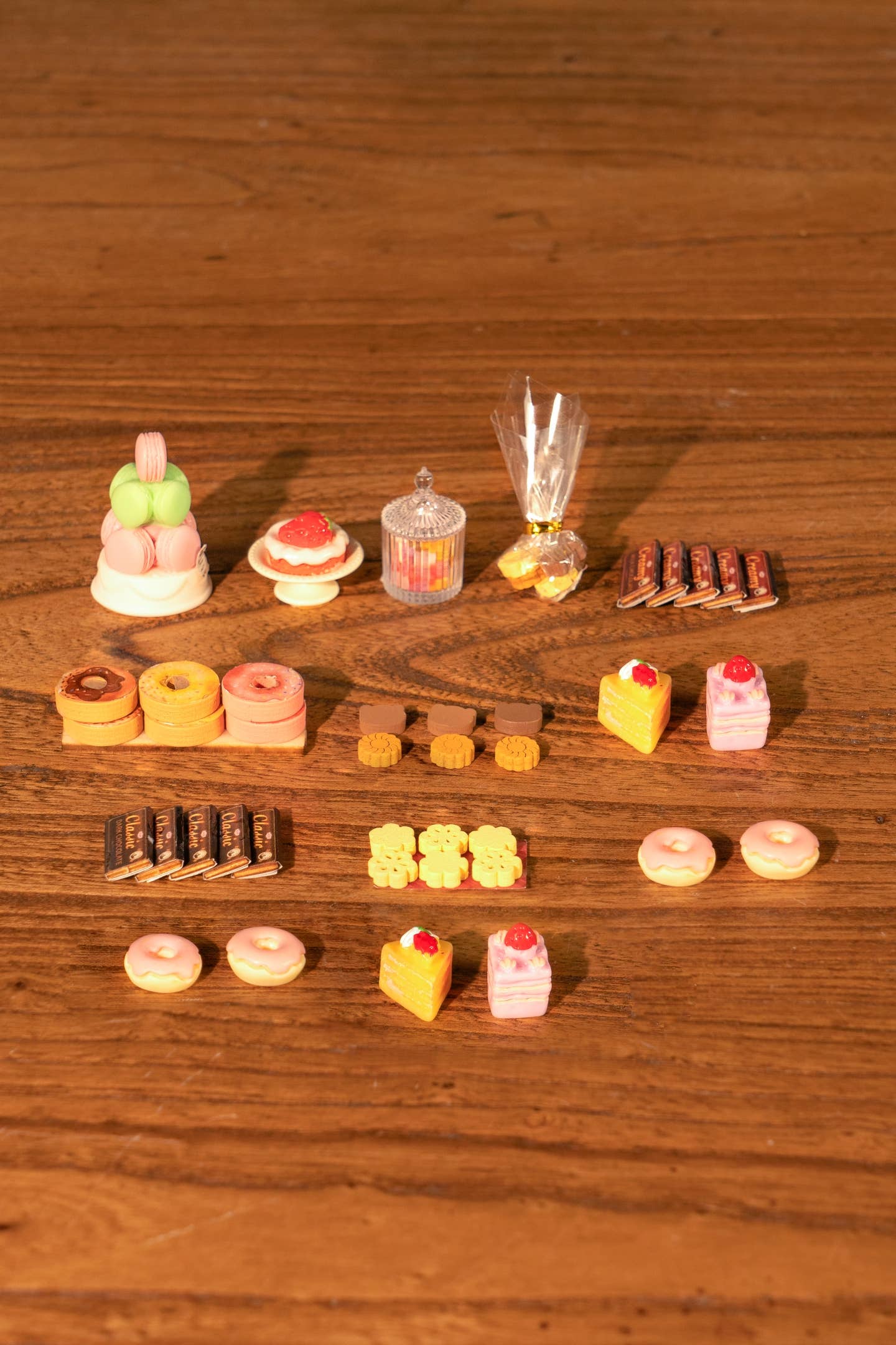 DIY Miniature House Kit: Honey Dessert Talk